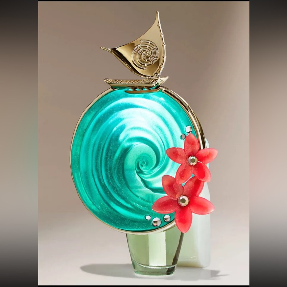 Bath & Body Works Disney Moana Wallflower Plug NEW